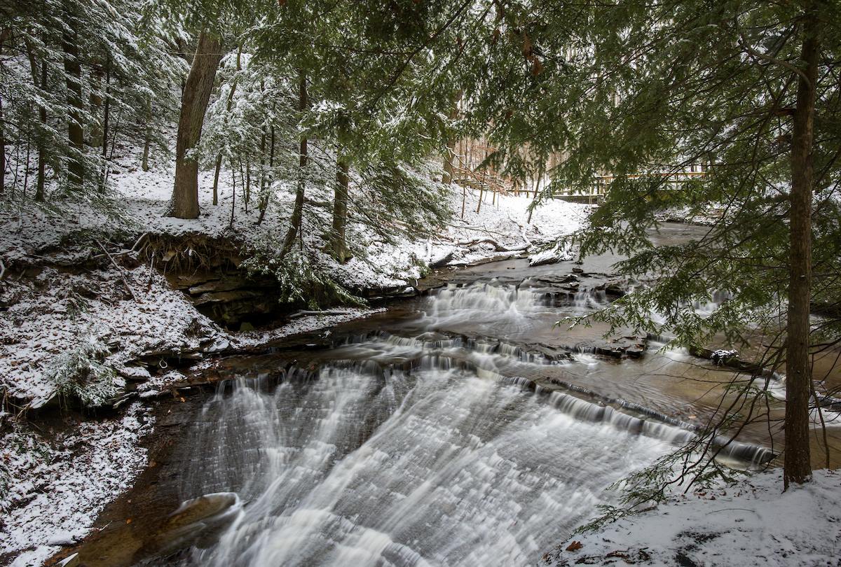 Winter Waterfall: Deerlick Creek